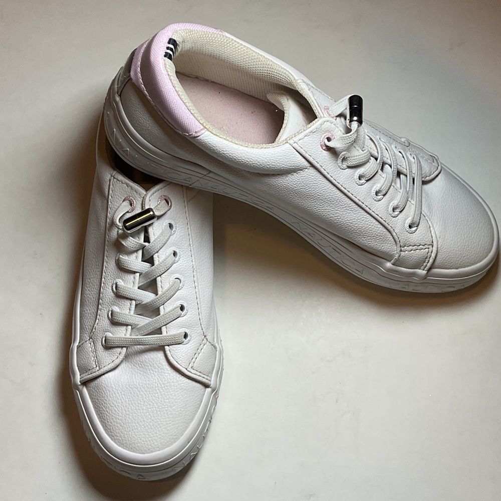 Nautica Sneakers